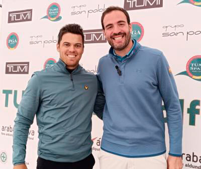 Dos golfistas navarros al frente del Campeonato de Dobles de la PGA de España